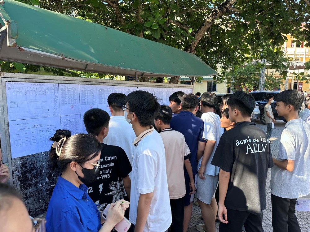Hơn 39.000 thí sinh bước vào Kỳ thi tuyển sinh lớp 10 - ảnh 1