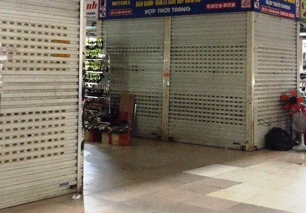 Tiểu thương chợ Vinh trở lại kinh doanh sau thời gian “đóng băng“ - ảnh 2