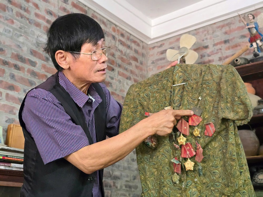 Kỳ công góp nhặt “Bảo tàng ký ức chiến tranh” của người cựu chiến binh - ảnh 2