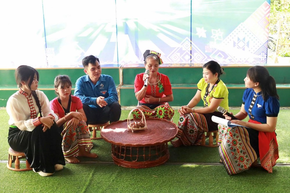 Thanh niên với bảo tồn di sản văn hóa dân tộc - ảnh 5