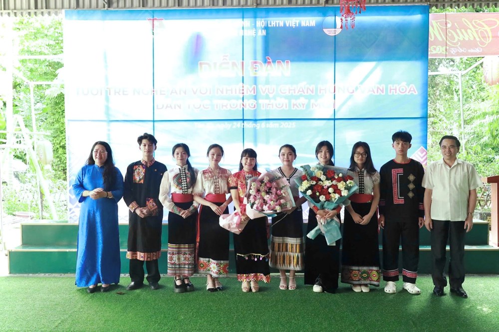 Thanh niên với bảo tồn di sản văn hóa dân tộc - ảnh 7