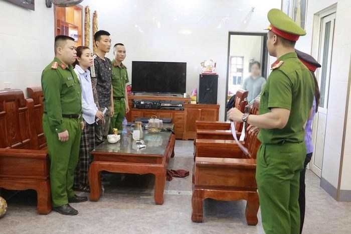 Triệt phá đường dây lừa đảo công nghệ cao xuyên quốc gia, chiếm đoạt hơn 2.000 tỉ đồng - ảnh 4