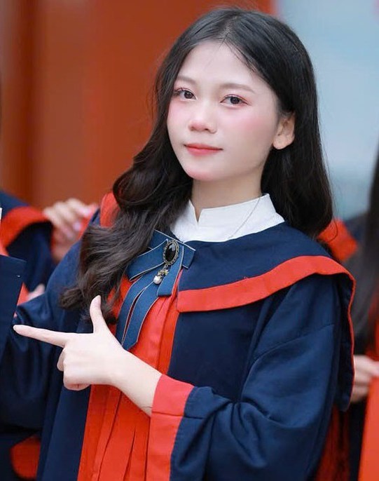 Nghệ An có nữ thủ khoa, hai nữ sinh người Thái đạt á khoa toàn quốc khối C00 - ảnh 3