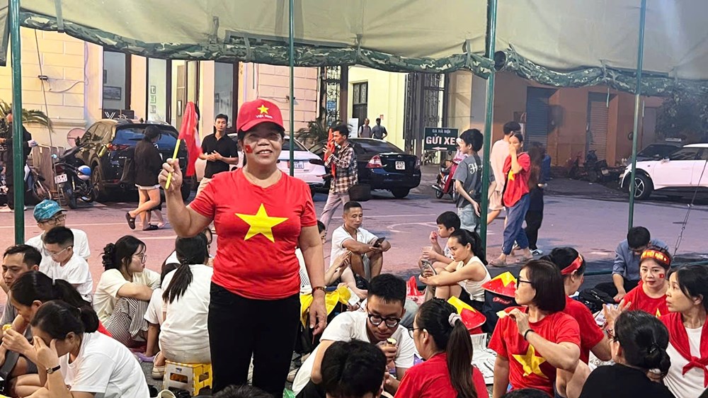 Ấm lòng trong “Nhà bạt phục vụ nhân dân” ngày hợp luyện diễu binh, diễu hành - ảnh 4