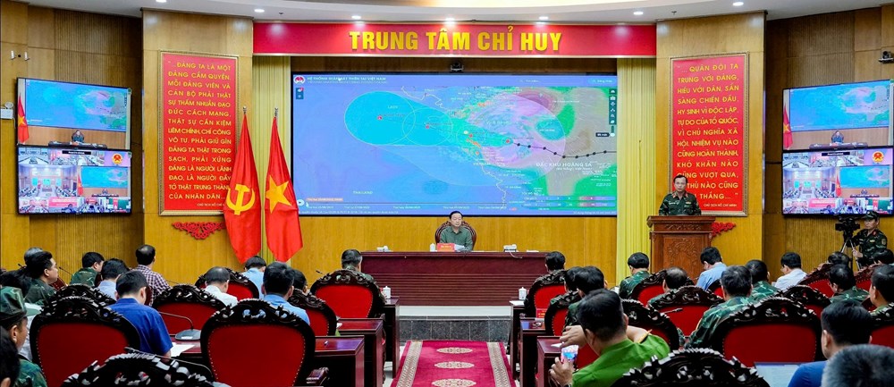Phó Thủ tướng Trần Hồng Hà kiểm tra điểm sơ tán và tuyến đê xung yếu tại Nghệ An - ảnh 1