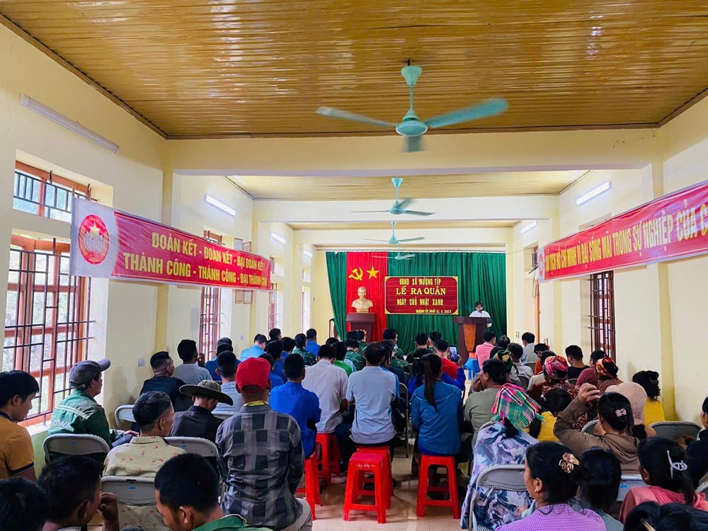 Xã biên giới lan tỏa ý thức giữ gìn môi trường từ “Ngày Chủ nhật xanh” - ảnh 1