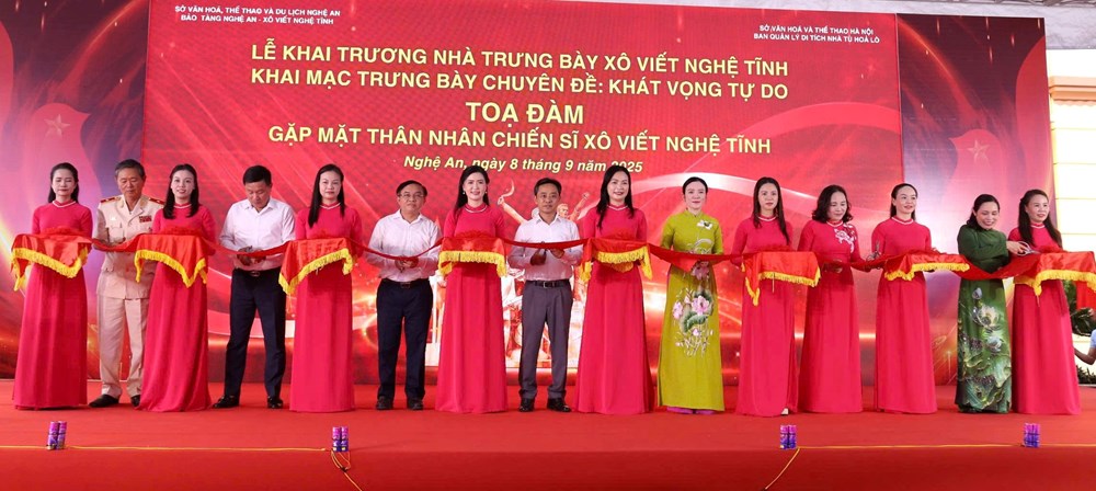 Khai trương Nhà trưng bày Xô viết Nghệ Tĩnh và gặp mặt thân nhân các chiến sĩ cách mạng - ảnh 2