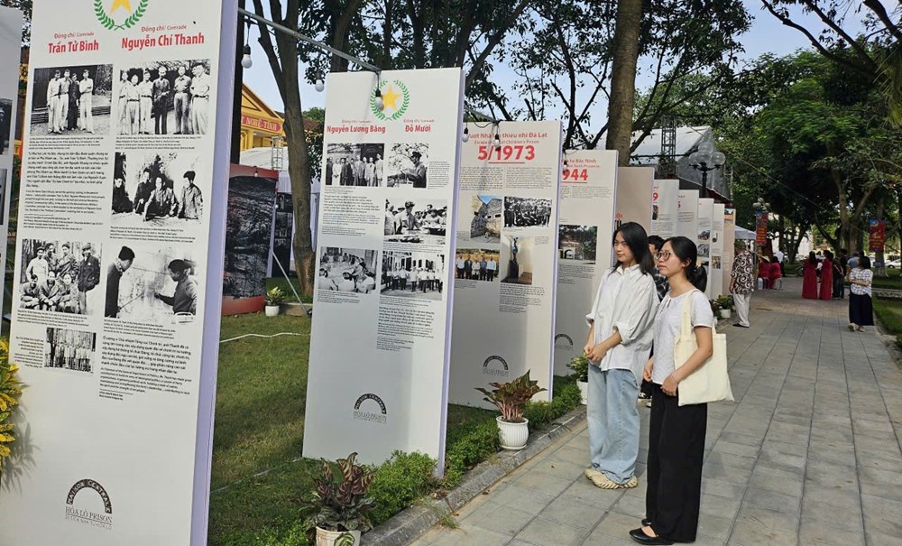Khai trương Nhà trưng bày Xô viết Nghệ Tĩnh và gặp mặt thân nhân các chiến sĩ cách mạng - ảnh 7