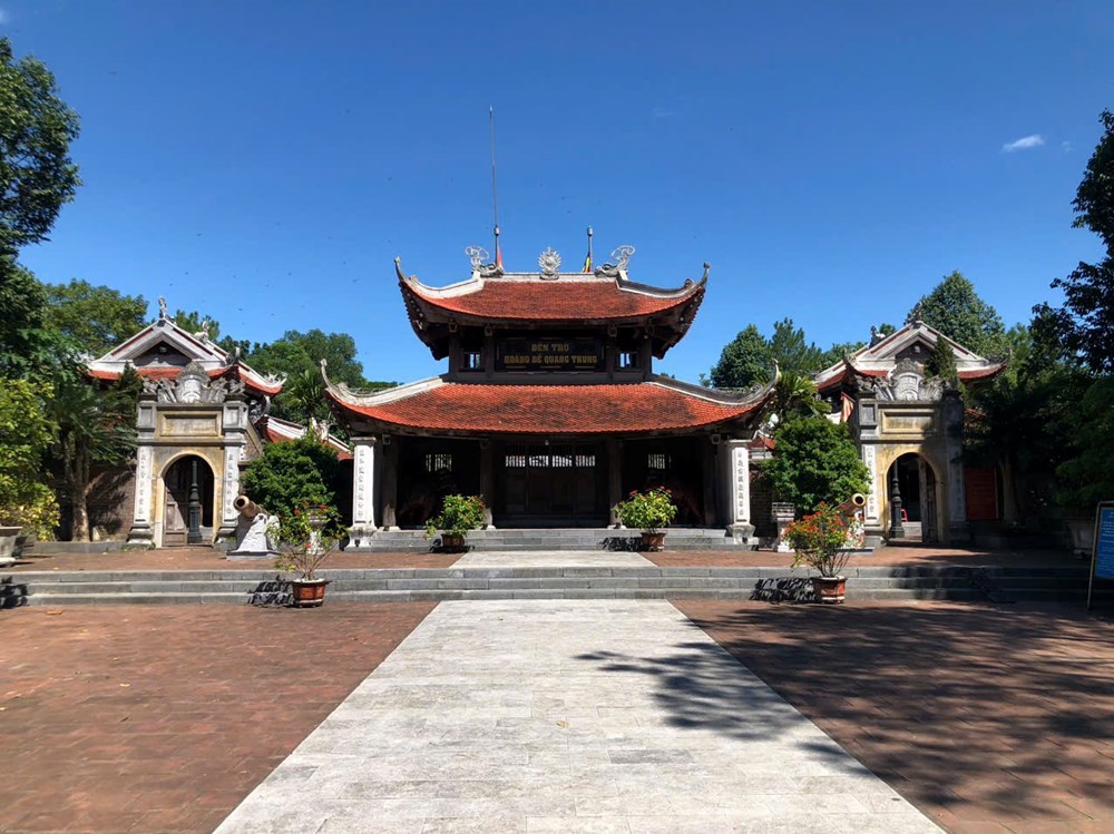 Bài 1: Dấu mốc và cơ hội vàng để du lịch cất cánh - ảnh 1