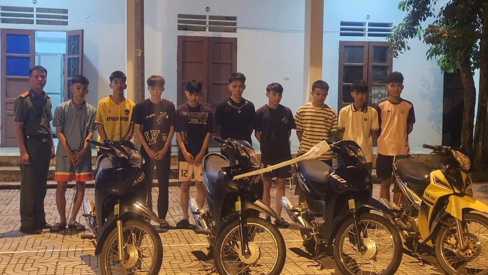 47 thanh thiếu niên mang hung khí hẹn đánh nhau vì mâu thuẫn trên mạng xã hội - ảnh 3