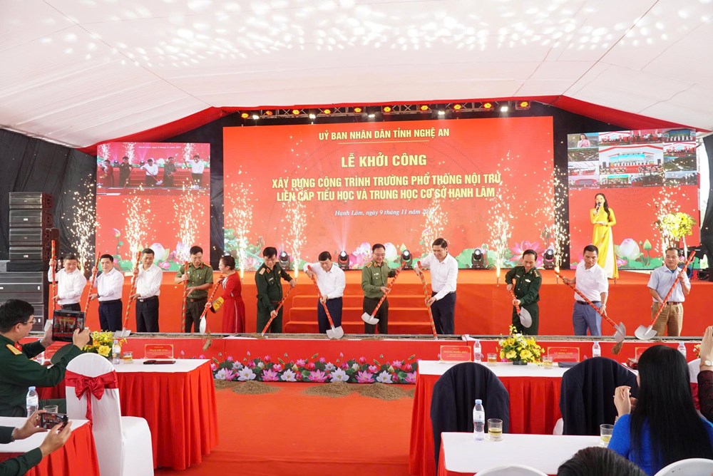 Khởi công xây dựng 9 trường phổ thông nội trú liên cấp ở các xã biên giới - ảnh 1