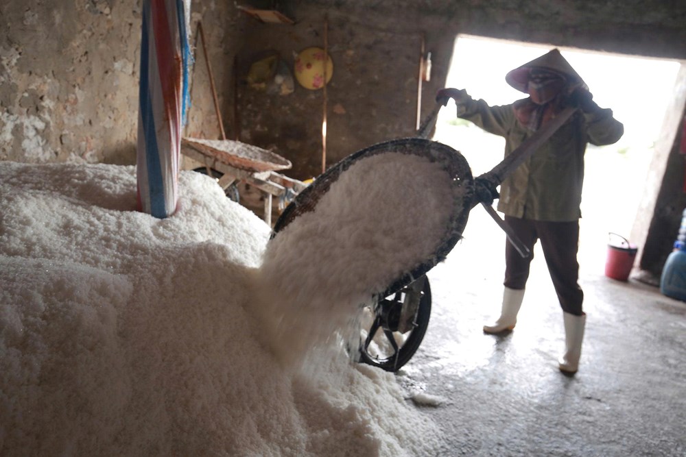 Diêm dân tăng giá trị “hạt ngọc trời” nhờ hướng sản xuất mới - ảnh 4