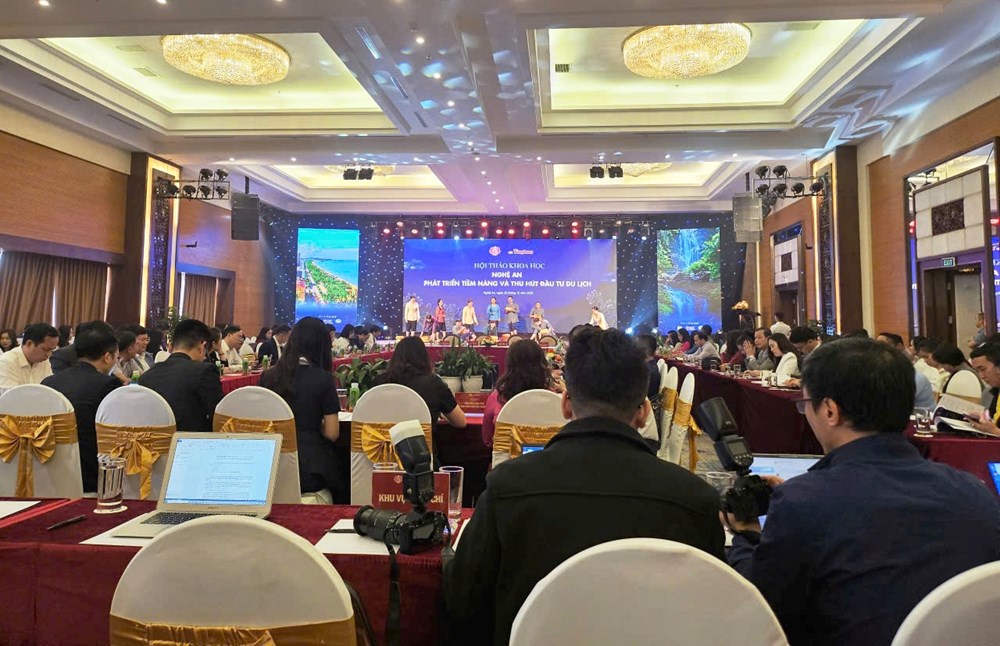 Gỡ “điểm nghẽn” để thu hút đầu tư, đưa du lịch Nghệ An bứt phá - ảnh 1