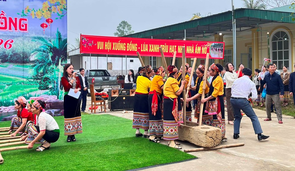 Rộn ràng sắc xuân Mường Chọng - ảnh 2