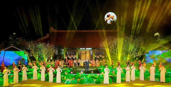 Đặc sắc, tự hào cầu truyền hình “Hai tay xây dựng một sơn hà“ - ảnh 2