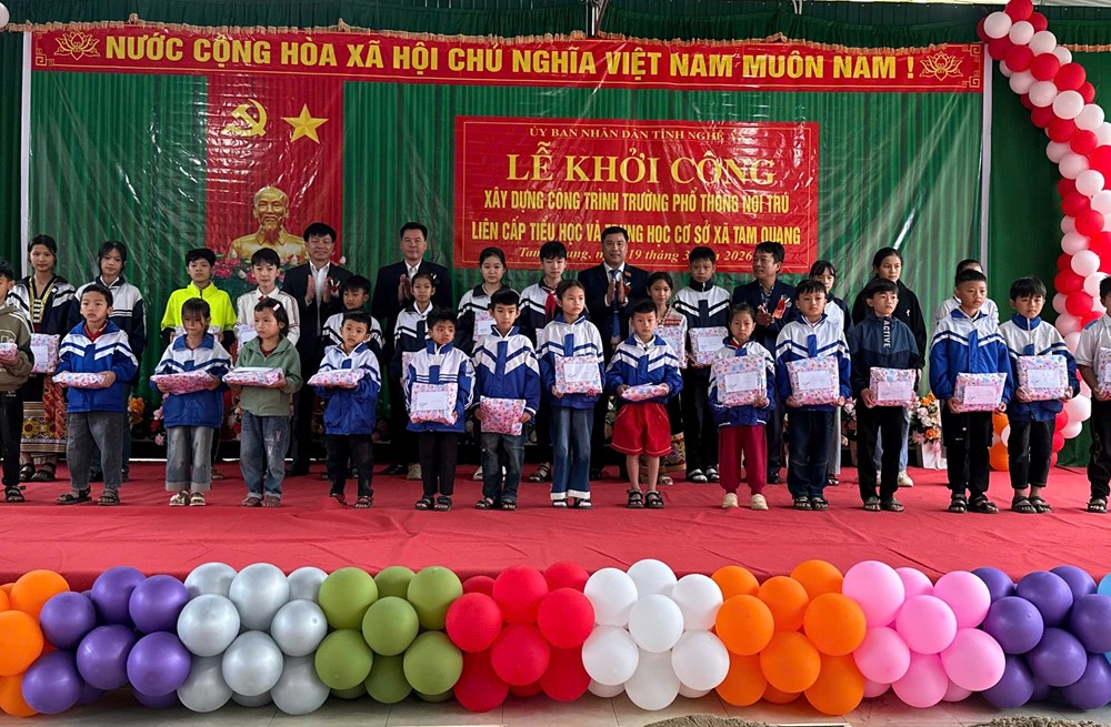 Nghệ An khởi công 11 trường nội trú liên cấp vùng biên giai đoạn 2 - ảnh 5