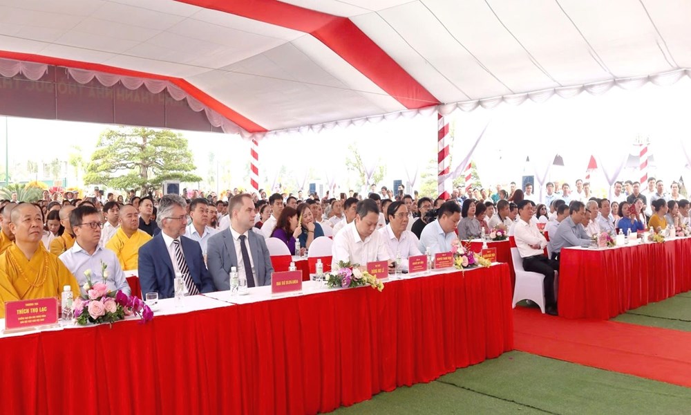 Di tích quốc gia Mộ và Đền thờ Lê Đức Tuy đón khách sau tu bổ  - ảnh 2