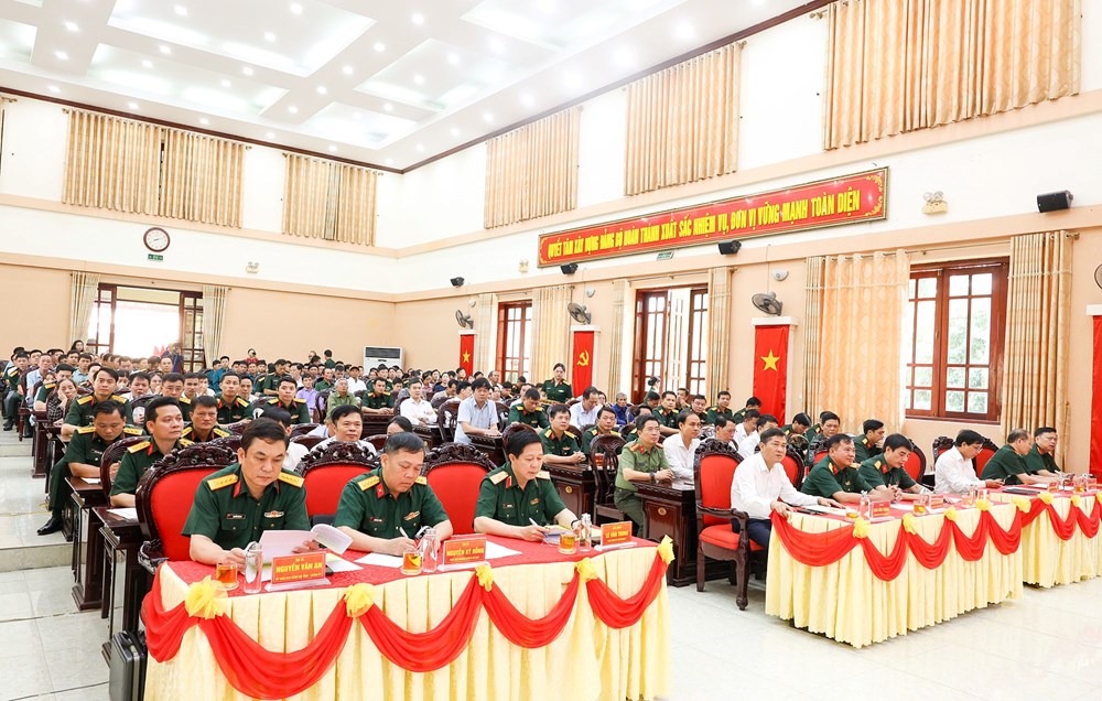 Xuất quân xóa nhà tạm, nhà dột nát cho con ruột của người hoạt động kháng chiến bị nhiễm chất độc hóa học - ảnh 1