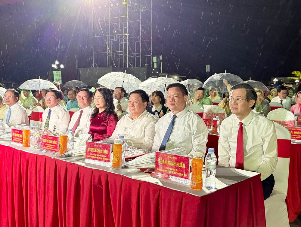 Khai mạc Lễ hội Làng Sen năm 2026 và công bố Quyết định công nhận Khu du lịch quốc gia Kim Liên - ảnh 1