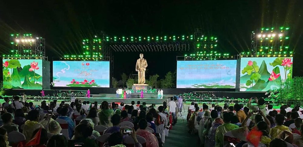 Khai mạc Lễ hội Làng Sen năm 2026 và công bố Quyết định công nhận Khu du lịch quốc gia Kim Liên - ảnh 3