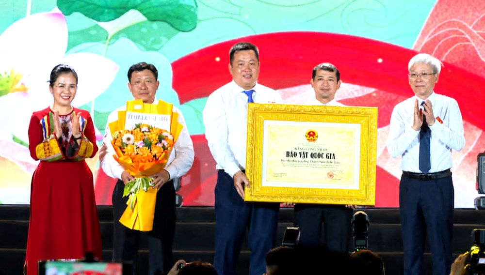 Công nhận Bảo vật quốc gia với bia Ma Nhai gần 700 năm tuổi - ảnh 1