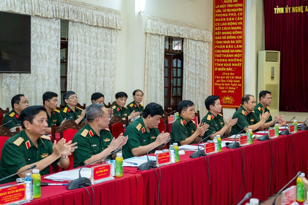 Đại tướng Phan Văn Giang: Nghệ An gắn phát triển kinh tế với củng cố quốc phòng - ảnh 3