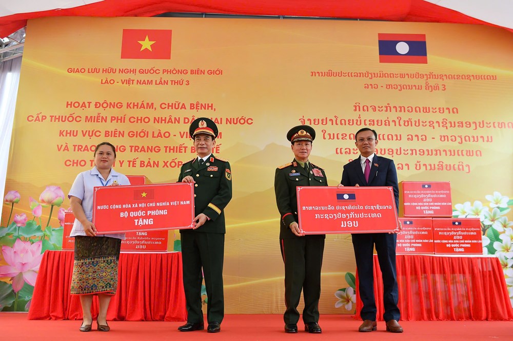 Giao lưu hữu nghị quốc phòng biên giới Việt Nam – Lào lần thứ 3 - ảnh 8