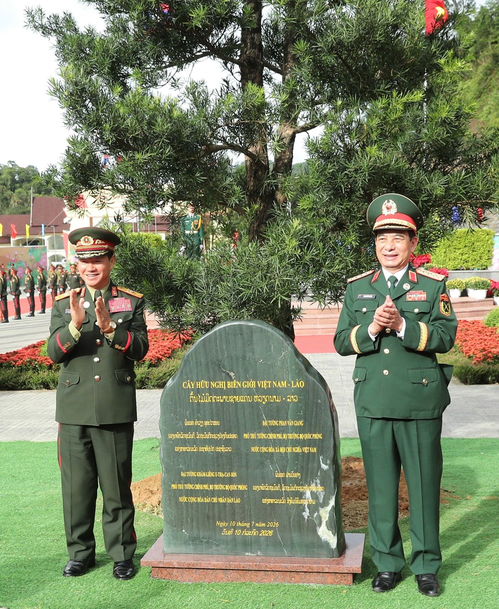 Vun đắp tình đoàn kết, giao lưu hữu nghị giữa Việt Nam và Lào - ảnh 4