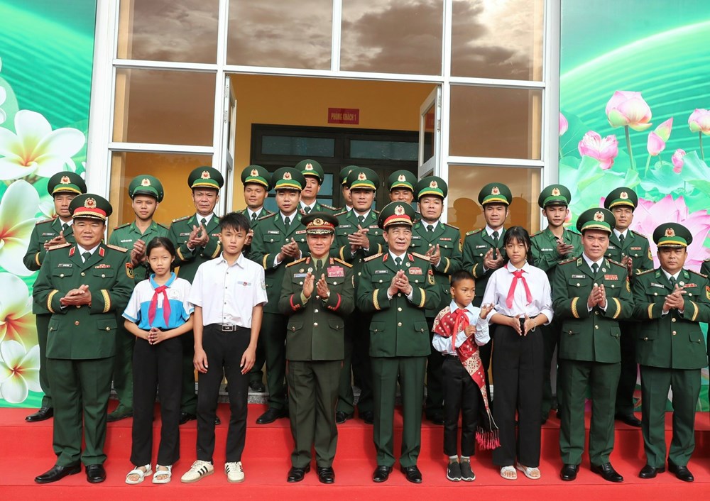 Vun đắp tình đoàn kết, giao lưu hữu nghị giữa Việt Nam và Lào - ảnh 5