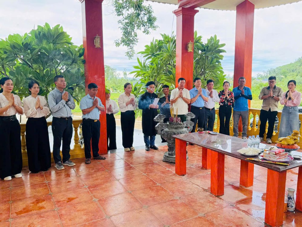 Mở “cánh cửa” quá khứ, khai quật mộ gạch cổ phát lộ nhiều hiện vật  - ảnh 1