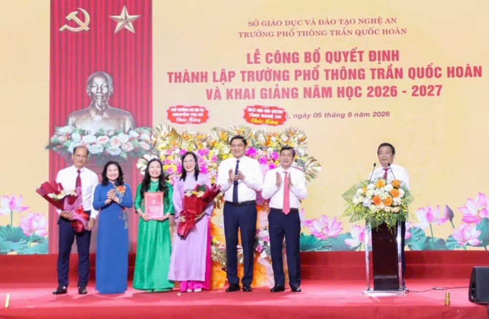 Hơn 926.000 học sinh háo hức bước vào năm học mới - ảnh 2