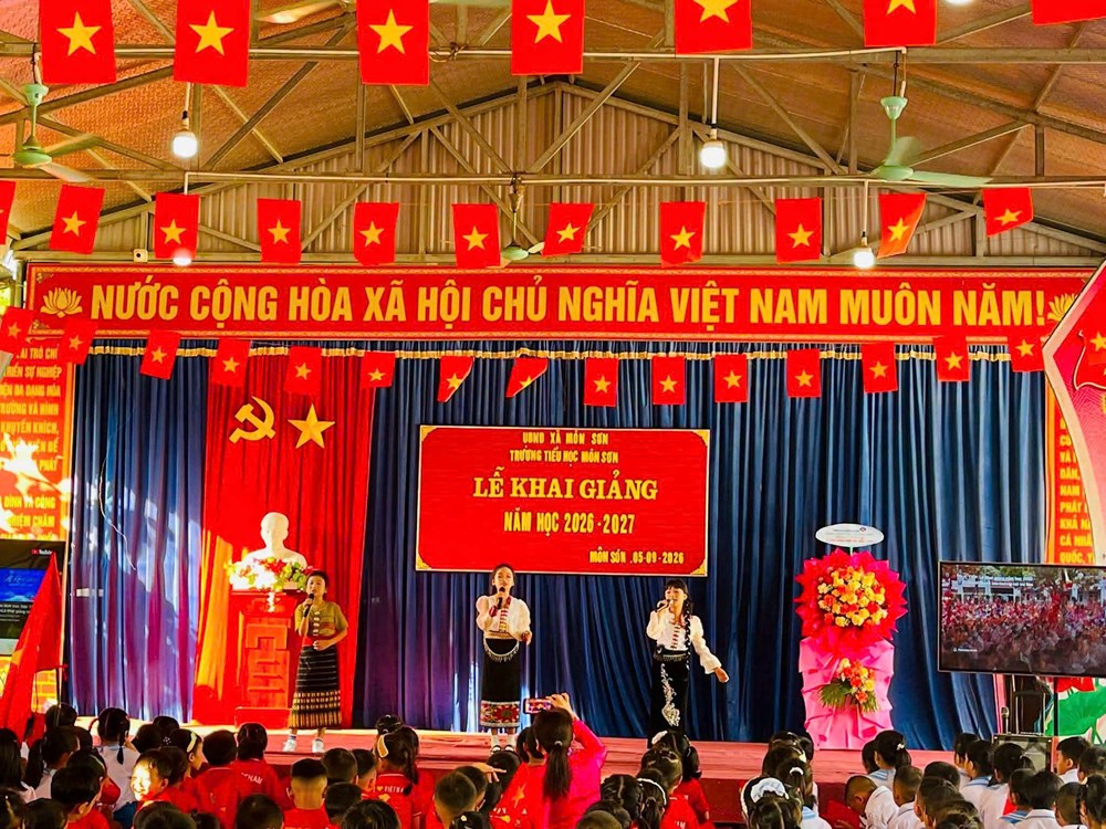 Hơn 926.000 học sinh háo hức bước vào năm học mới - ảnh 3