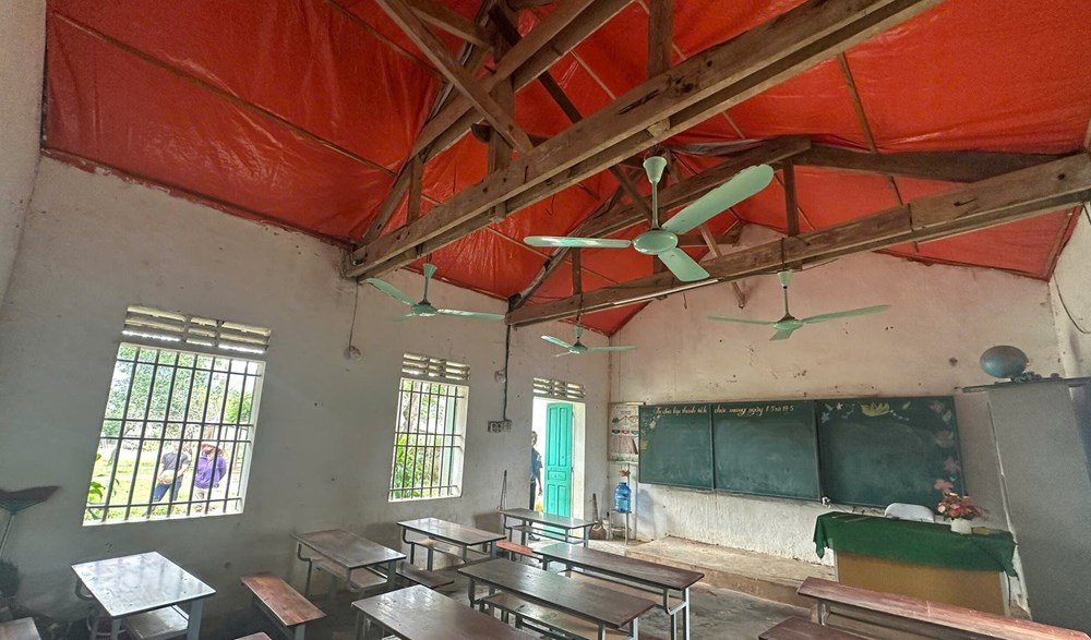 Bố trí xe đưa đón nhưng vẫn còn 138 học sinh ở Nghệ An chưa đến lớp - ảnh 2