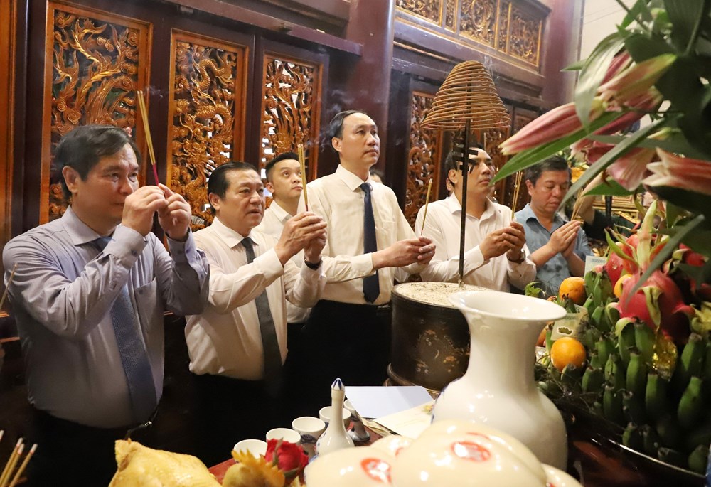 Tăng cường đầu tư cho công tác báo chí, xuất bản, văn hoá, văn học nghệ thuật - ảnh 4