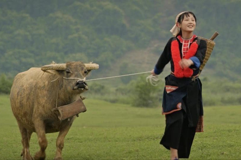 Phải dấn thân vào cuộc sống của đồng bào - ảnh 1