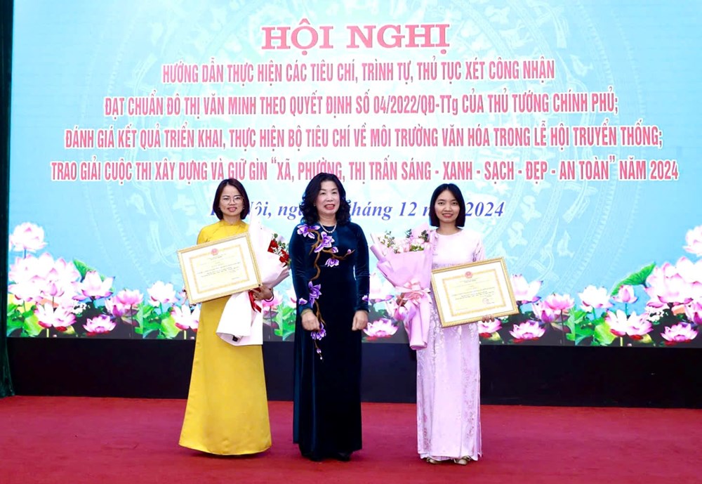 Đẩy mạnh xây dựng môi trường văn hóa, đô thị văn minh - ảnh 2