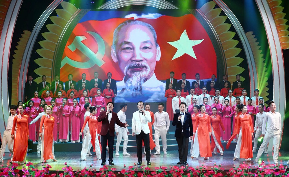 “Quà tháng 5 dâng Người” sẽ là hành trình đầy cảm xúc - ảnh 3