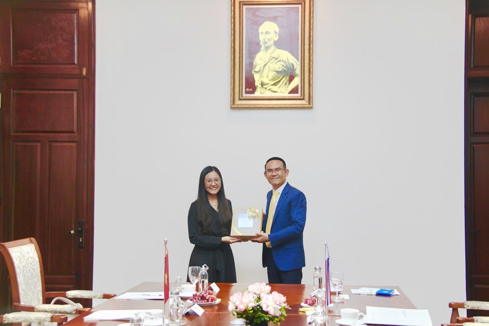 Đẩy mạnh hợp tác VHTTDL, giao lưu nhân dân - ảnh 4