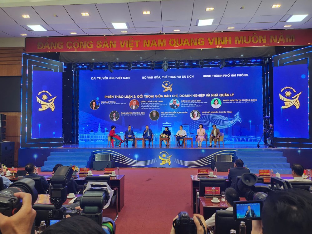 Phát huy vai trò của báo chí trong thúc đẩy phát triển các ngành công nghiệp văn hoá - ảnh 3