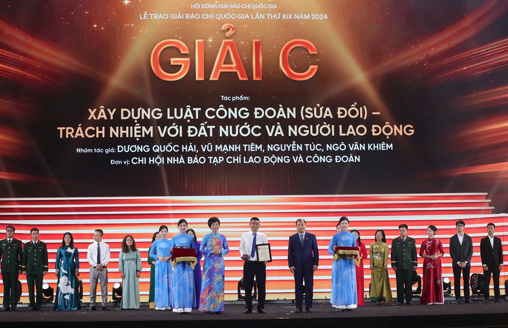 Báo chí cách mạng phải tạo động lực, truyền cảm hứng, khơi dậy khát vọng phát triển - ảnh 7