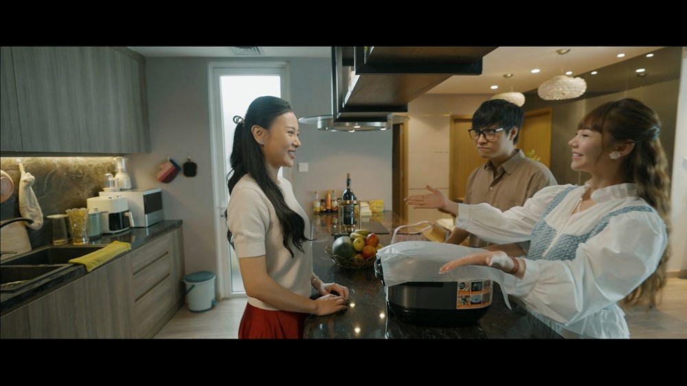 Phương Oanh, Doãn Quốc Đam tái ngộ trong “Gió ngang khoảng trời xanh” - ảnh 5