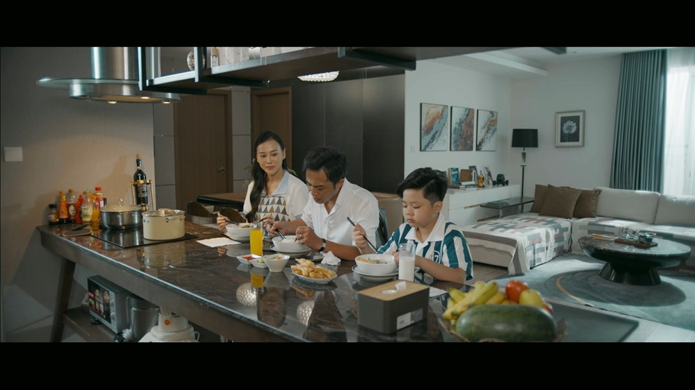 Phương Oanh, Doãn Quốc Đam tái ngộ trong “Gió ngang khoảng trời xanh” - ảnh 3