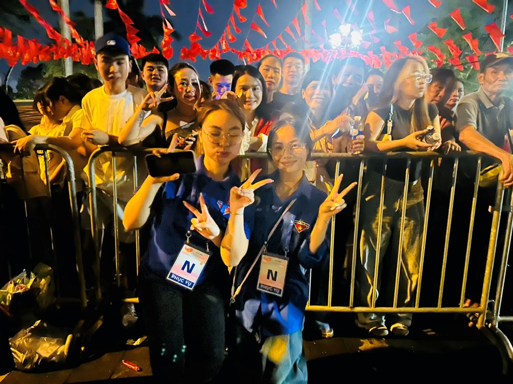 Thủ đô đêm không ngủ - ảnh 3