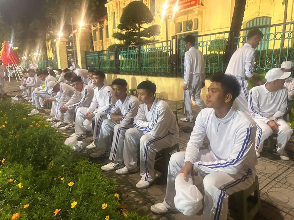 Hạnh phúc những tháng ngày được phụng sự vì Tổ quốc - ảnh 4
