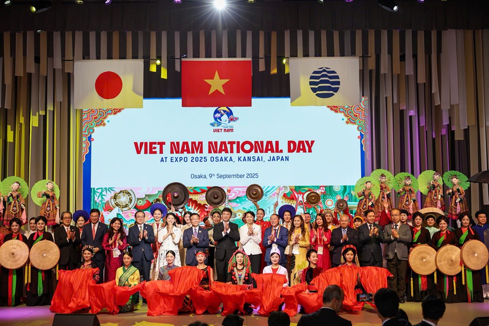 Tự hào về một Việt Nam rực rỡ bản sắc - ảnh 11