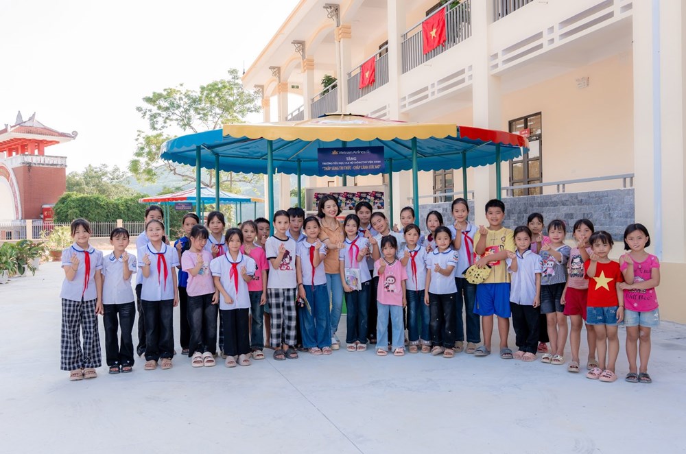Chắp cánh tri thức, thắp lửa yêu thương - ảnh 4