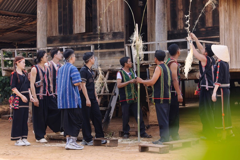 Trân trọng những giá trị văn hóa, tình người nơi mảnh đất Tây Nguyên - ảnh 1