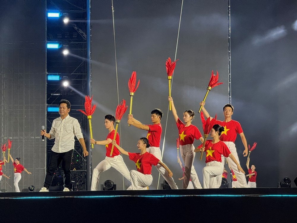 Chương trình bế mạc Triển lãm Thành tựu đất nước phải để lại dấu ấn mạnh mẽ - ảnh 7