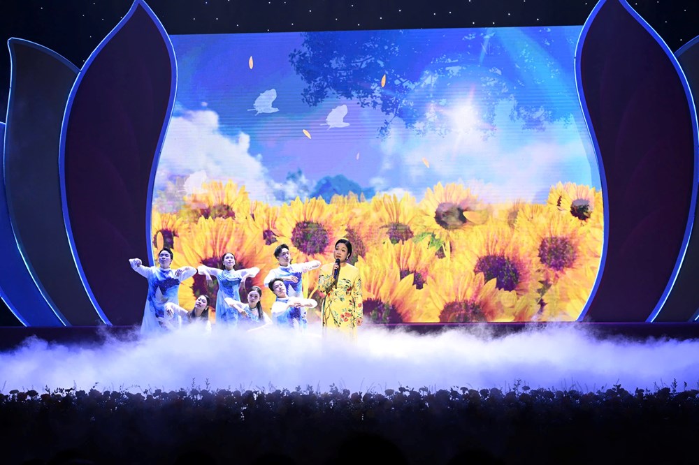 Tôn vinh đóng góp bền bỉ của đội ngũ những người làm báo với sự nghiệp phát triển văn hóa Việt Nam - ảnh 12