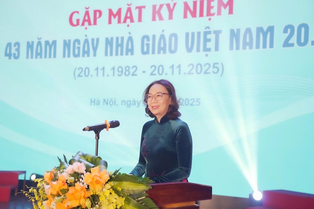 Trường Đại học Văn hóa Hà Nội kỷ niệm 43 năm Ngày Nhà giáo Việt Nam - ảnh 1
